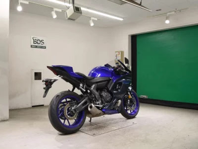 Yamaha YZF-R7-2