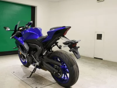 Yamaha YZF-R7-2