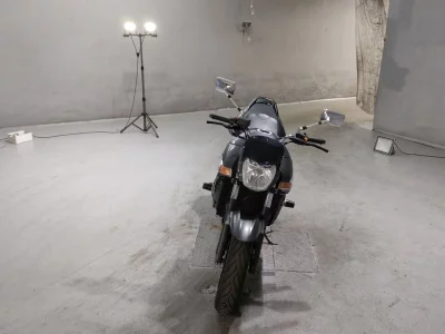 Suzuki GSR400