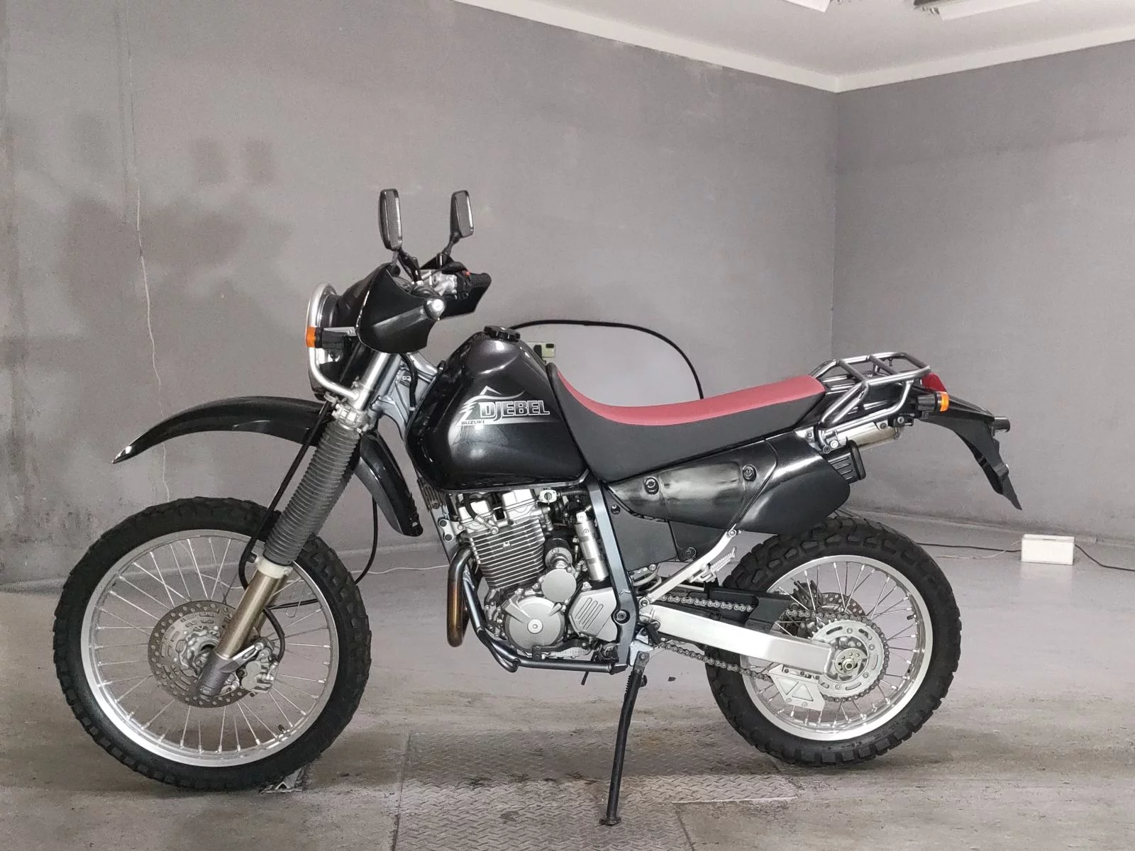 Suzuki DJEBEL250XC  с аукциона в Японии