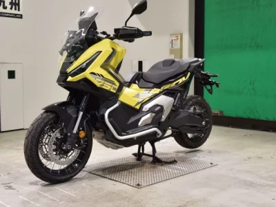 Honda X-ADV750-2