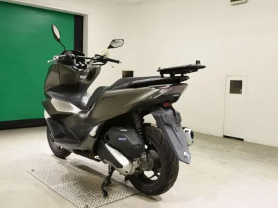 Honda PCX125-4