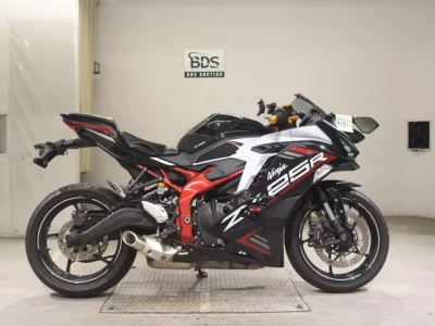 Kawasaki ZX-25R