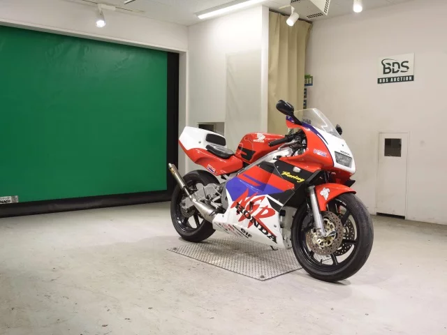 Honda NSR250R-4  с аукциона в Японии