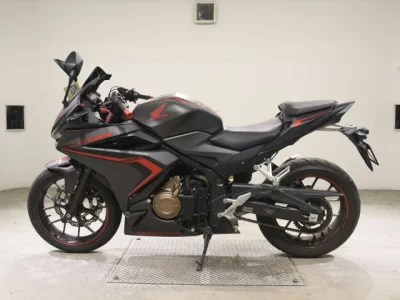 Honda CBR400R-2