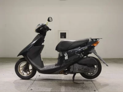 Suzuki ADDRESS V50