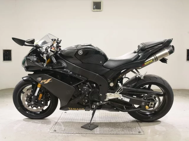 Yamaha YZF-R1  с аукциона в Японии