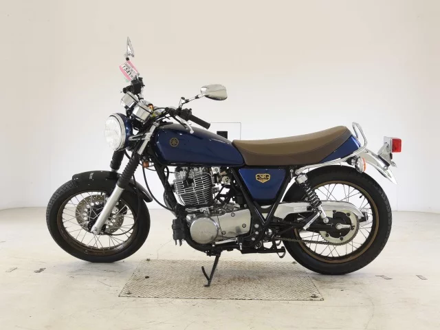Yamaha SR400-5 2021