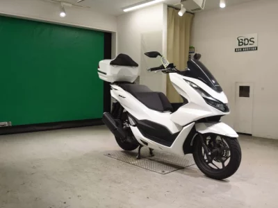 Honda PCX125-4 с аукционов Японии