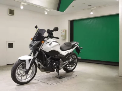 Honda NC750S-2