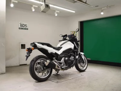 Honda NC750S-2