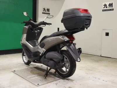 Yamaha NMAX