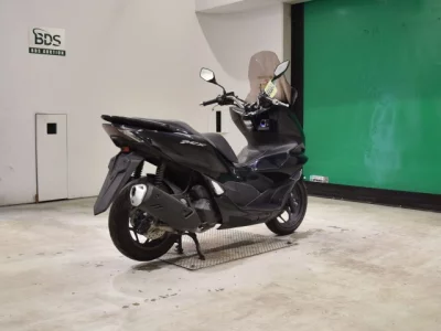 Honda PCX125-4