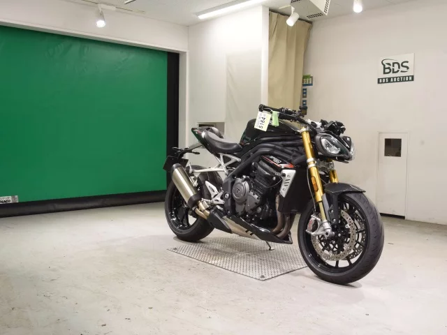 Triumph TRIUMPH SPEED TRIPLE RS  с аукциона в Японии
