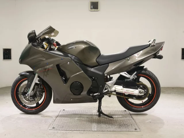 Honda CBR1100XX  с аукциона в Японии