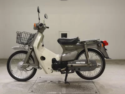 Мотоцикл из Японии Honda C50-E