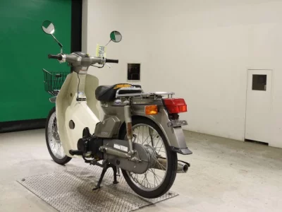 Honda C50-E
