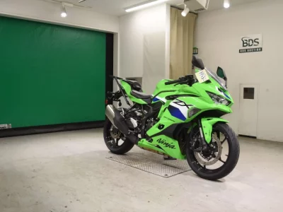 Kawasaki ZX-25RR