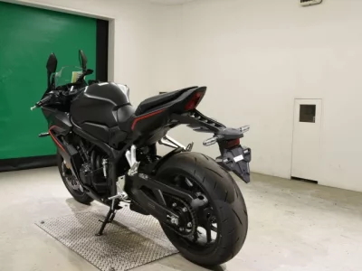 Honda CBR650R-2E CLUTCH