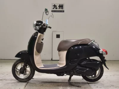 Мотоцикл из Японии Honda GIORNO