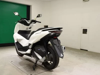 Honda PCX125-4