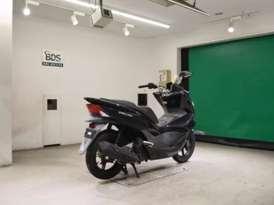 Honda PCX125-2
