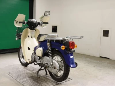 Honda C50-3
