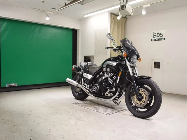 Yamaha V-MAX  с аукциона в Японии
