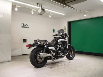Yamaha V-MAX