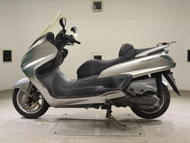 Yamaha MAJESTY 250  с аукциона в Японии