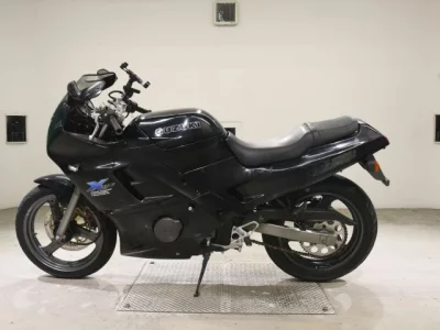 Suzuki ACROSS