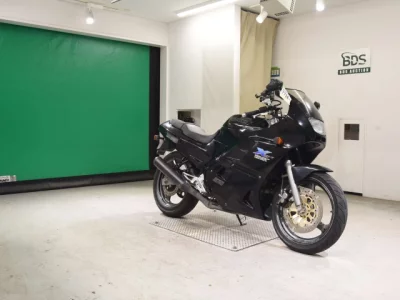 Suzuki ACROSS