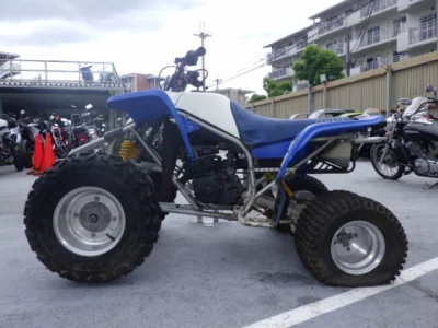 Мотоцикл из Японии Yamaha YF200S