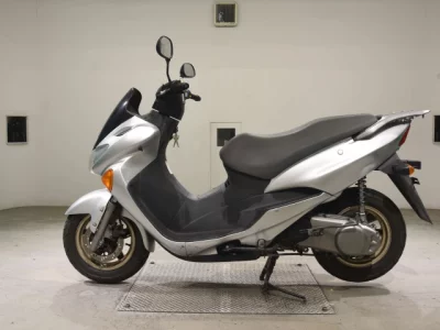 Suzuki ABENIS150