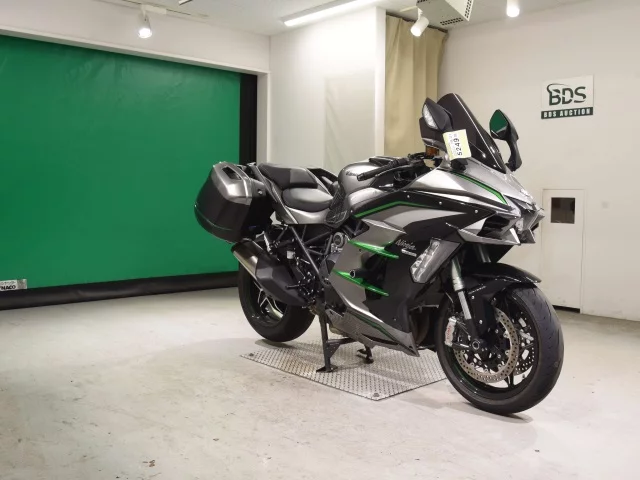Kawasaki Ninja H2 SX SE+  с аукциона в Японии