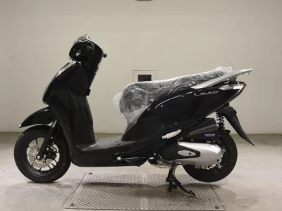 Мотоцикл из Японии Honda LEAD125-2