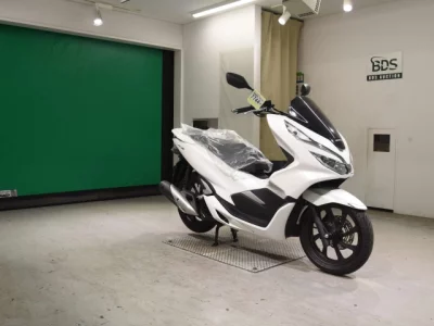 Honda PCX125-3