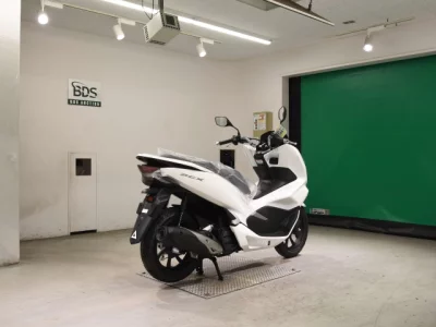 Honda PCX125-3