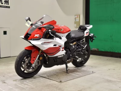 Yamaha YZF-R9