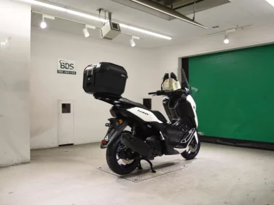 Yamaha NMAX-3