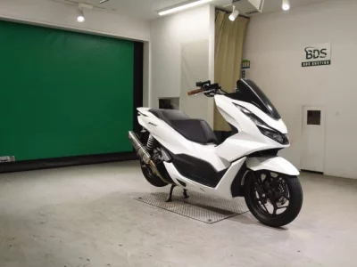 Honda PCX125-4 с аукционов Японии
