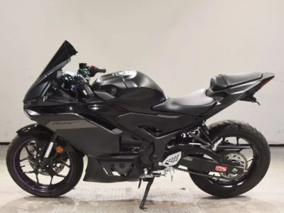 Мотоцикл из Японии Yamaha YZF-R25A