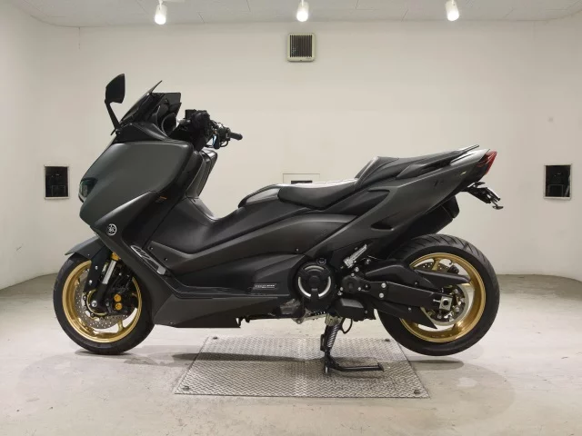 Yamaha T-MAX560T  с аукциона в Японии