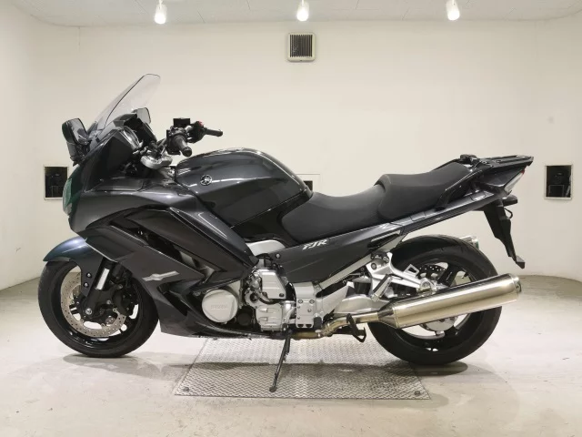 Yamaha FJR1300AS  с аукциона в Японии