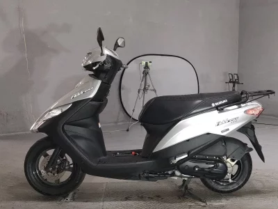 Suzuki ADDRESS V125