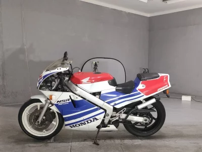 Honda NSR250R-1