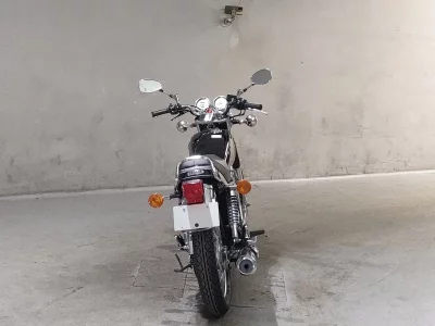 Yamaha SR400-1