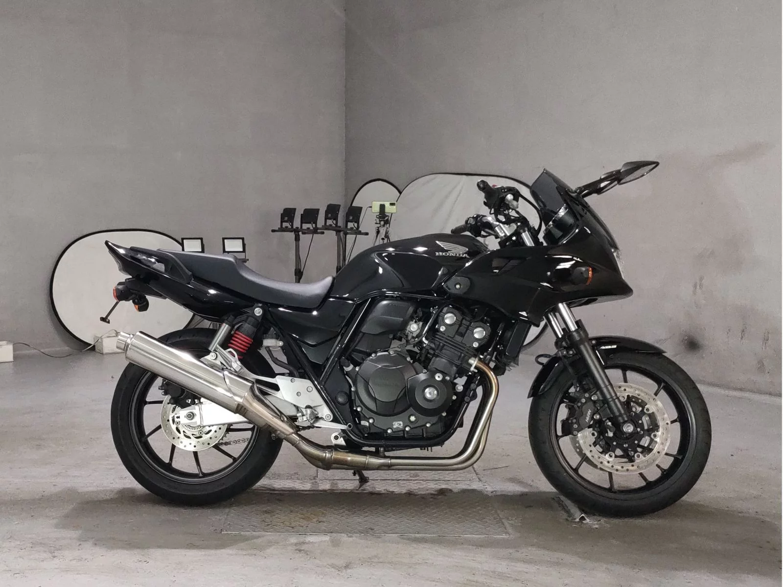 Honda CB400SFV-4 BOLDOR 2020