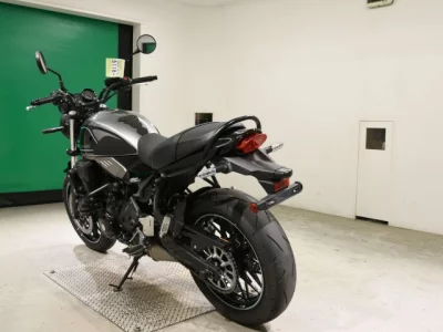 Kawasaki Z650RS