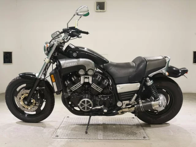 Yamaha V-MAX  с аукциона в Японии